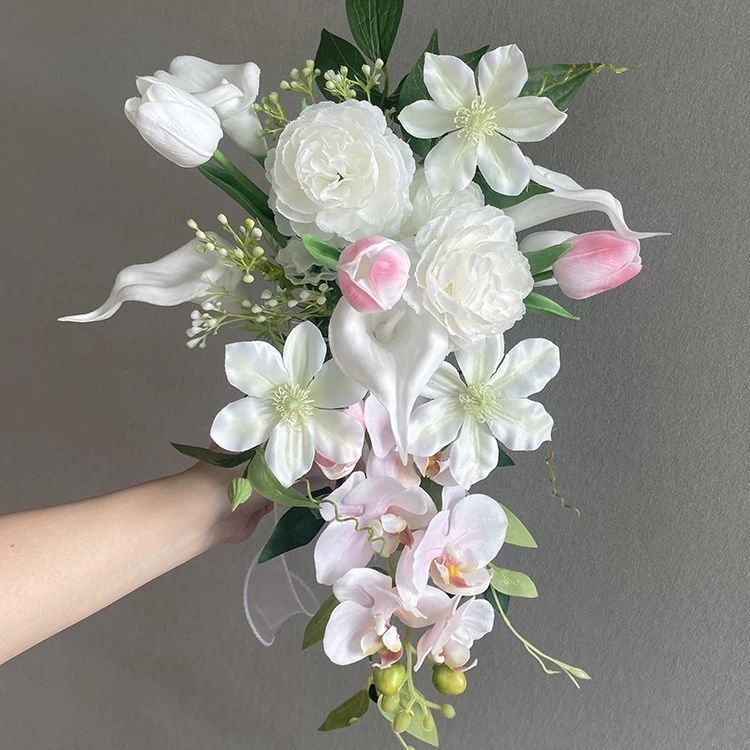 韓国風ウォータードロップブライダルブーケホワイトウォーターフォールフラワーフォトスタジオ結婚式の写真撮影の小道具|undefined