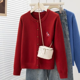 女式衬衫;女式马甲;休闲裤