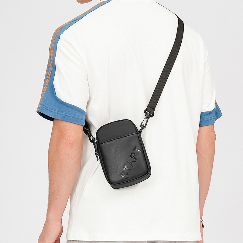 男士手机包包夏天斜挎包潮牌新款便携小挎包单肩包胸包背包男款