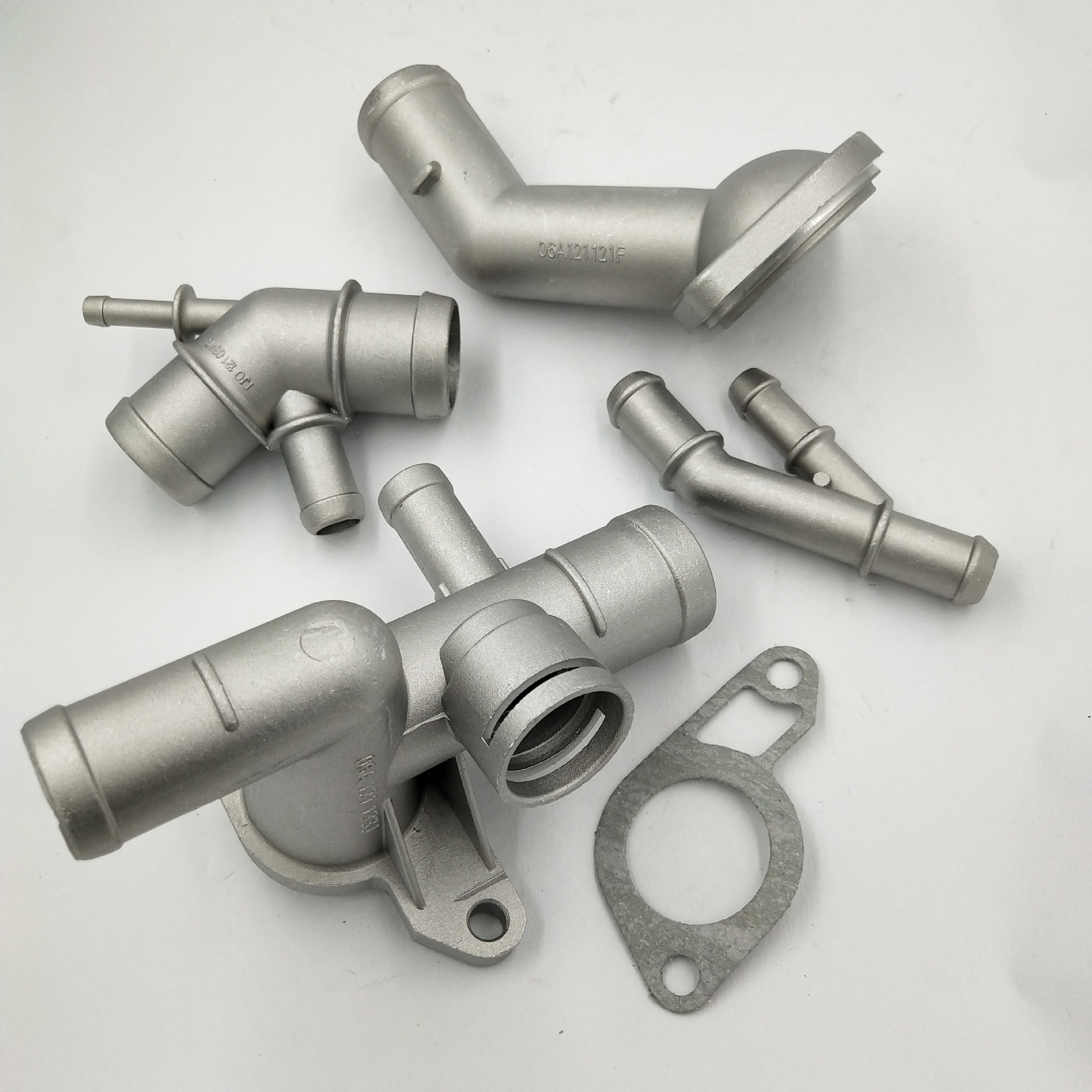 ����ˮͨˮ�� ������ˮ��1J0121087C 1J0121087E 06A121133J