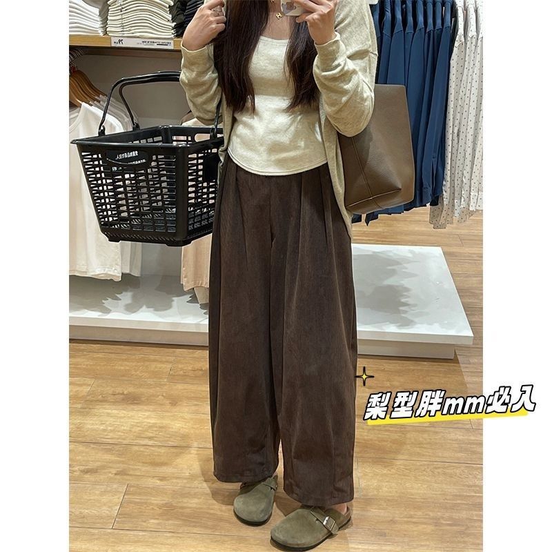 大きいサイズのレトロなコーデュロイのワイドパンツの女性秋冬の太ったmのベルベットは厚くてゆったりしています。