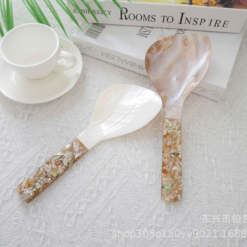 Vietnam handmade floral handle shell spoon dessert snack fork spoon suit high-grade fine tableware wholesale Vietnam handmade floral handle shell spoon dessert snack fork spoon suit high-grade fine tableware wholesale