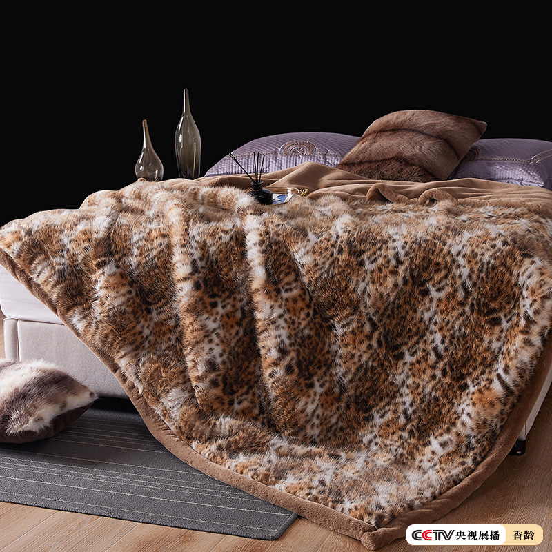 KOU雪狐絨毯を出して、二重結婚祝いの毛皮の毛布を厚くします。冬の高級感はキツネの毛皮の別荘の毛布をまねます。