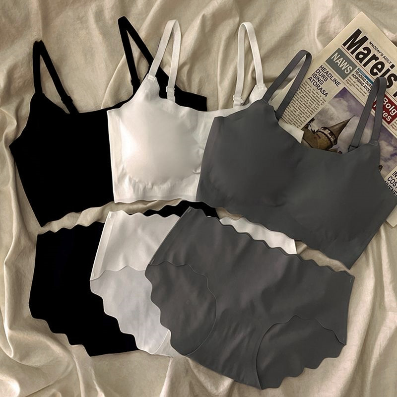 Sports suit Gather Girl's Traceless Bra Student's Non-steel Rings Development Period A Set of Bracing Upper Bracer