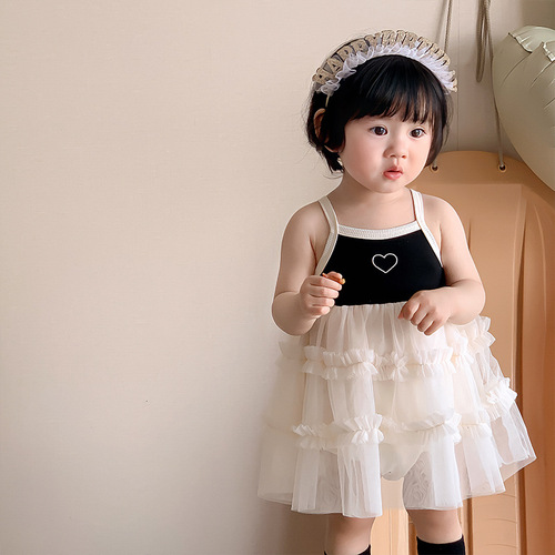 Newborn baby clothes summer thin baby girl sling princess mesh jumpsuit 100th birthday wrap skirt