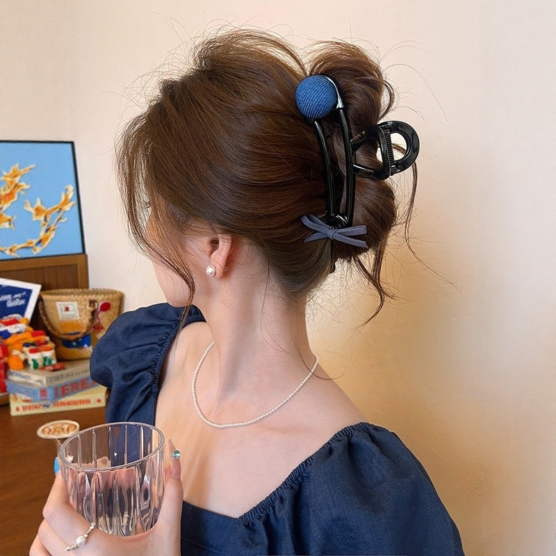 波点别针蝴蝶结奇特造型发夹女2025年夏季新款设计感小众轻奢抓夹|undefined