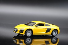 热销厂家批发模型玩具 全新R8 1:32仿真声光回力汽车车模送礼收藏
