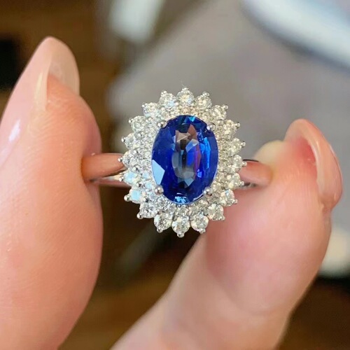 Silver-Plated, Diamond-Inlaid Blue Crystal Jewelry  
Three-Tiered Hand-Held Heart-Shaped Kradah Ring  
Hot-Selling Women's and Wedding Rings in European & American Styles