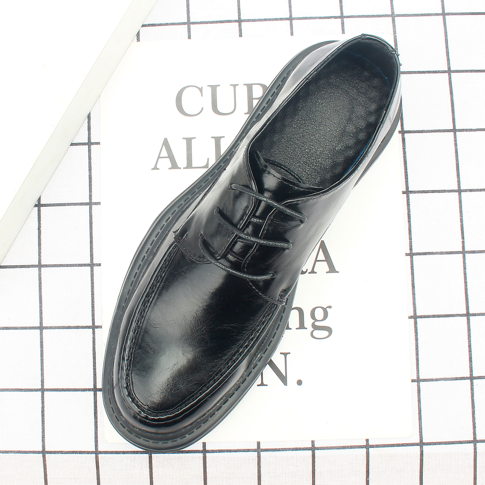 2022�����¿���ָ�Ь�����ۺ����ƤЬһ�ŵ�����Ь359