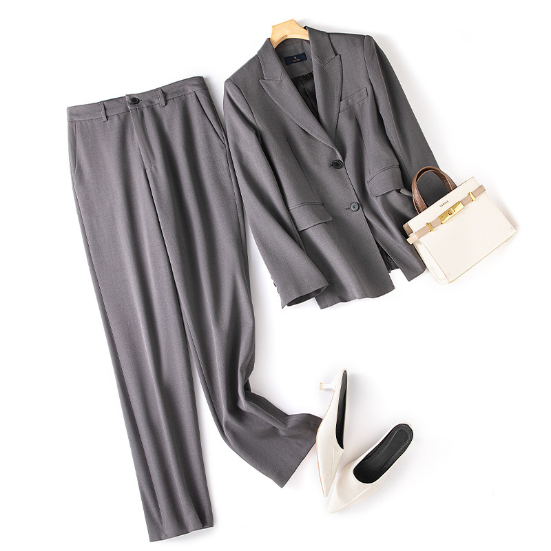 Endi Women's Suit Set with a High-End Feel, Spring Season, Light Professional Style, Slim Fit, High-End Design, Gray Two-Piece Blazer Set