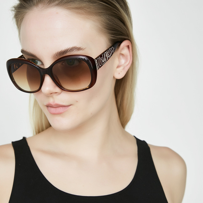 ins风格墨镜防紫外线防晒小框女高级感太阳镜镭射镂空花纹T1477