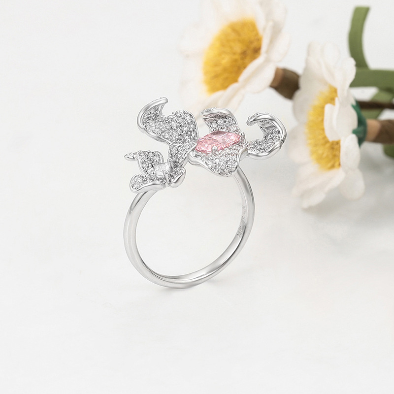 Xuping colección de flores gemas artificiales anillo abierto nicho elegante ligero anillo de lujo temperamento al por mayor