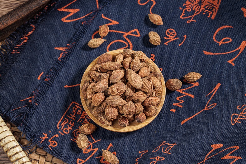 Yi Zhi Ren Dried益智仁 500g Warming Culinary Herb for Decoctions and Seasoning overview