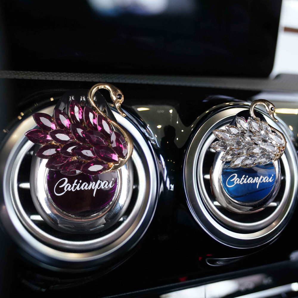 Perfume de automóvil salidas de aire de alta calidad de perfumes de automóviles para damas, perfumes de cignes, adornos de perfume de perfumes duraderos
