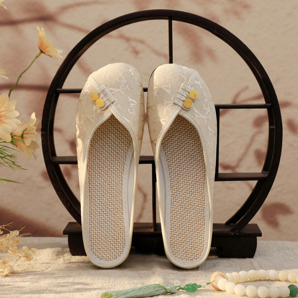 Summer comfortable breathable women's slippers