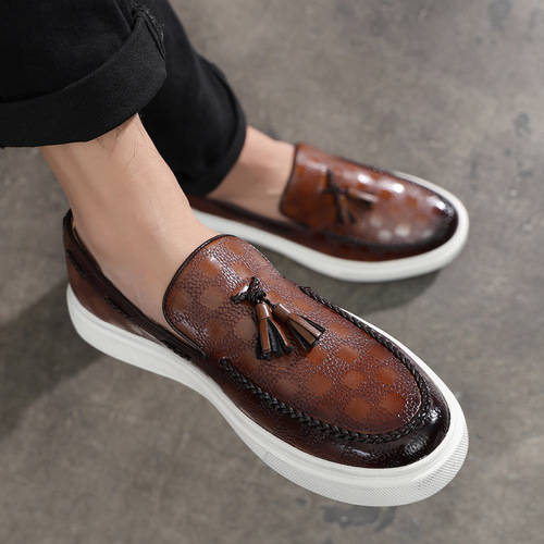 Doudou shoes men's  new summer breathable loafers slip-on lazy shoes Korean version versatile slip-on casual shoes