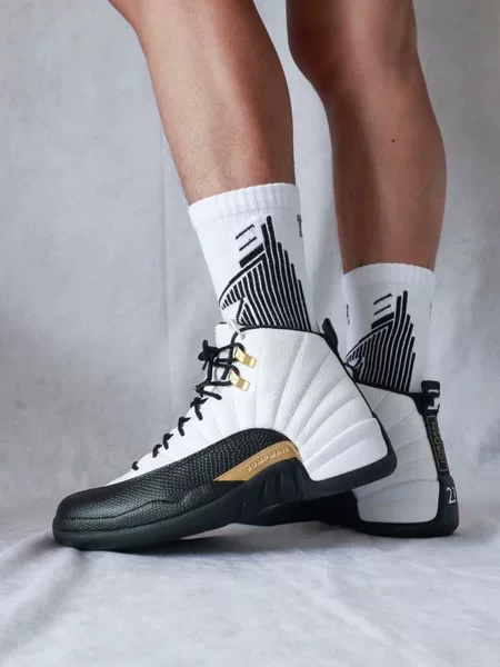 High-quality AJ12 JOR royalty high-top retro basketball shoes for men and women, 2021, black and white with gold accents, leather