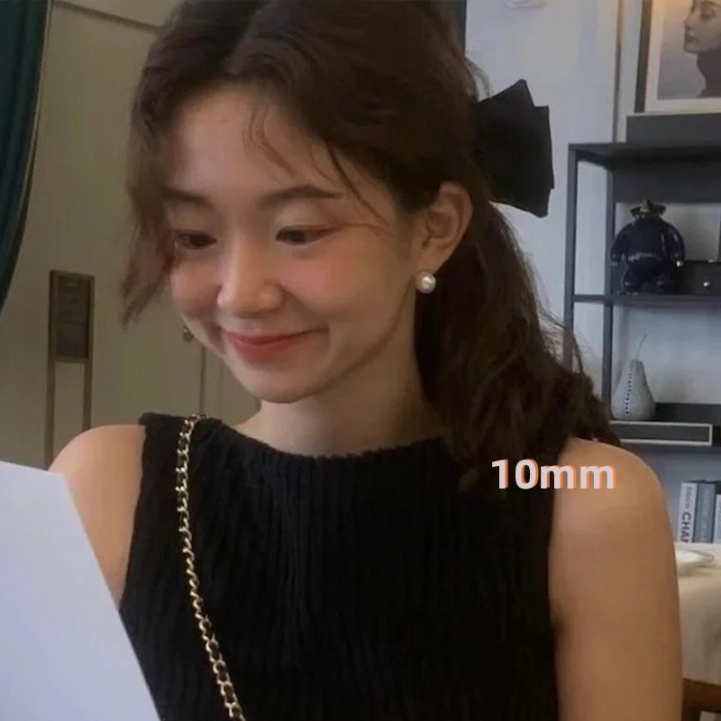진주 귀걸이가있는 열 10mm