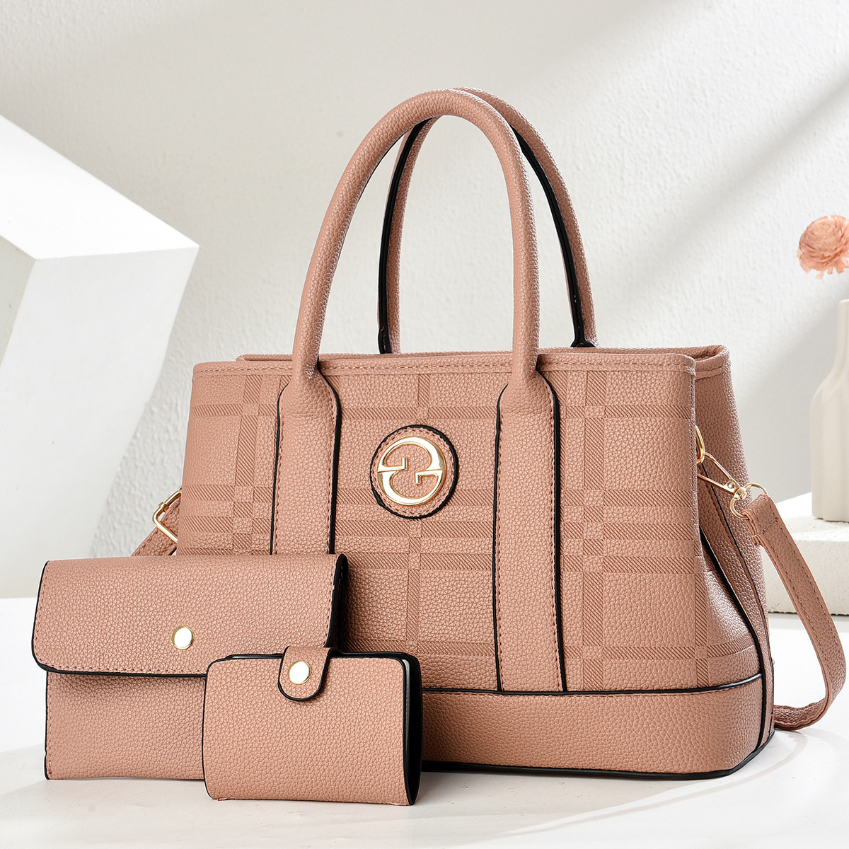 Nuevo traje de tres piezas de color sólido en relieve con costuras, regalo de lujo ligero portátil 2025 nuevo bolso bandolera atmosférico de alta gama