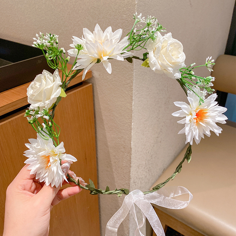 子供の頭飾りの花の子供の美しい花嫁の花輪の手の花の女の子のドレスは花の子供のアクセサリーの王女の頭の花を飾ります。|undefined