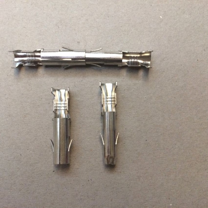 生产销售DJ221-4.5B，子弹座端子，飞机座带翅膀