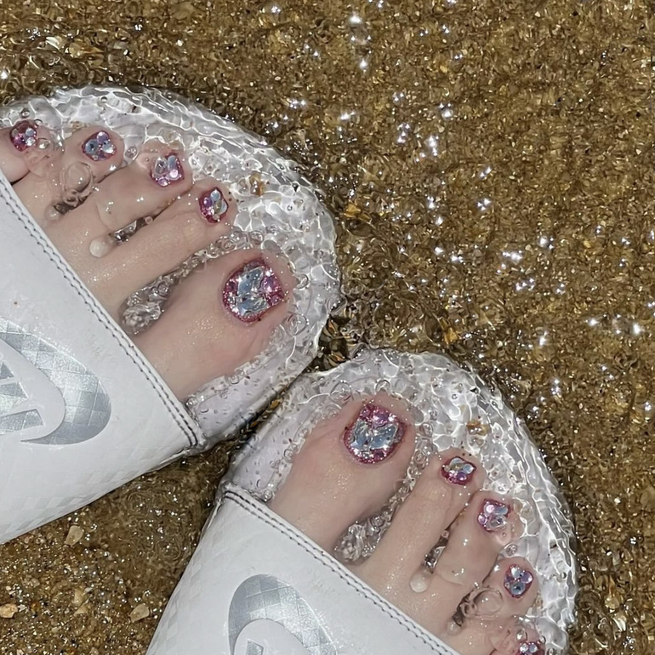 12 piezas de uñas de uso de pie hechas a mano, parche de uñas de pie de diamantes completos, uñas de pie terminadas, nuevas uñas de pie desmontables terminadas