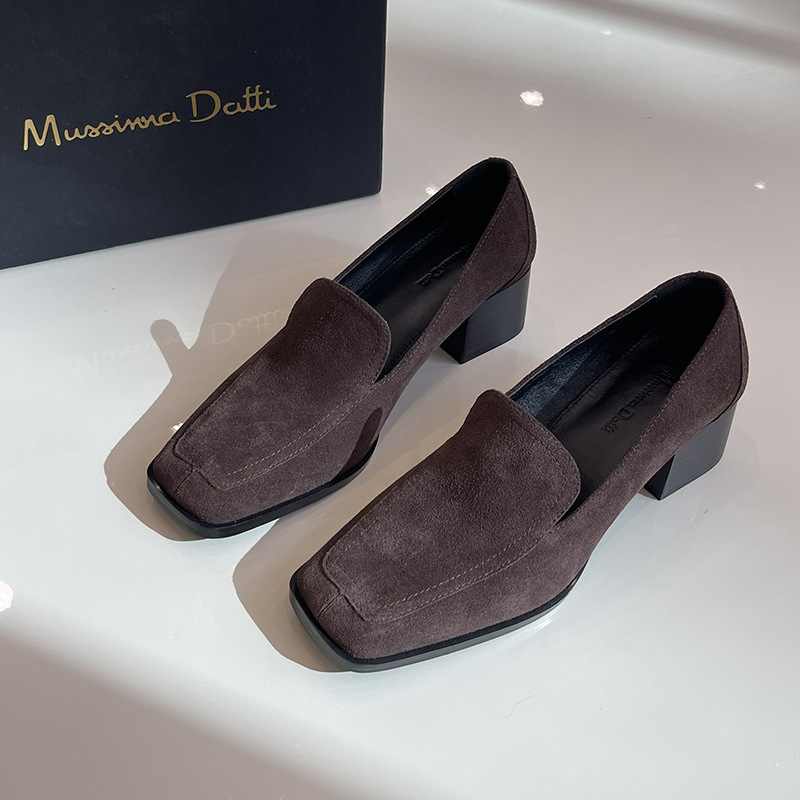 Suede loafers square toe