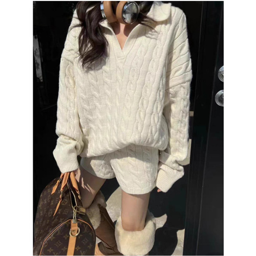 6959# Winter New Leisure Style Polo Neck Knit Sweater Set with Lounge Shorts for Women