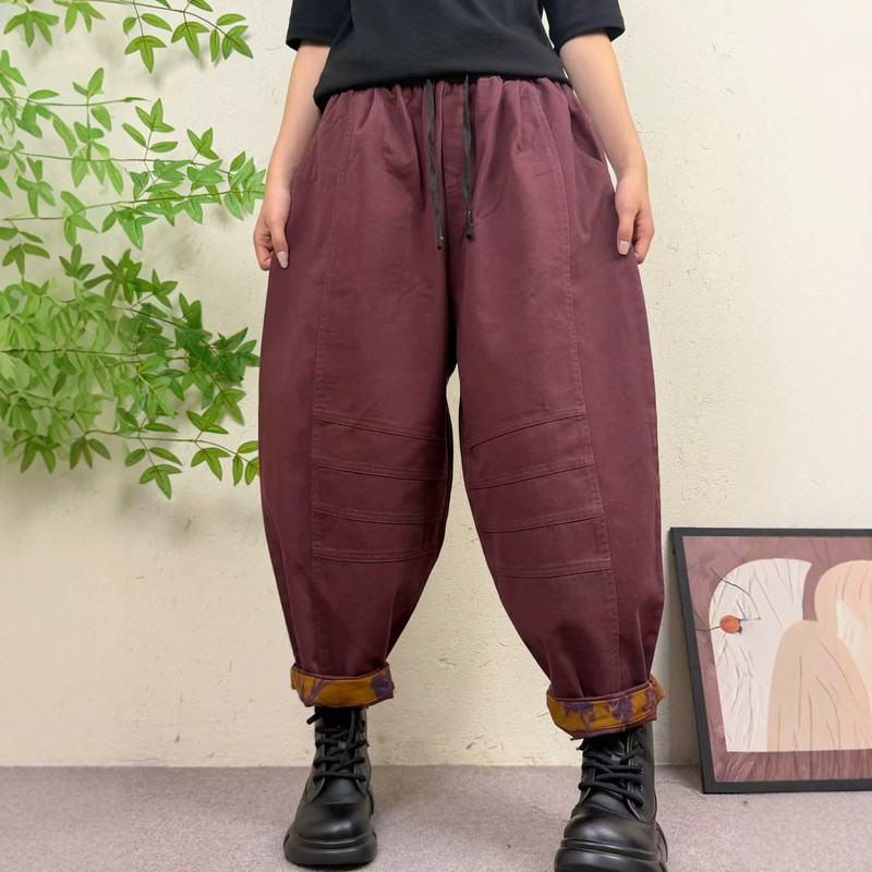 Loose-fitting plus-size casual pants, new autumn 2026 collection, artistic and versatile, elastic waist, fashionable, simple, and age-reducing long pants Loose-fitting plus-size casual pants, new autumn 2026 collection, artistic and versatile, elastic waist, fashionable, simple, and age-reducing long pants