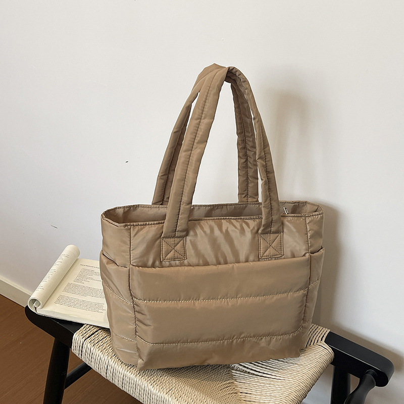 Amazon bolso de mujer de gran capacidad, ropa de algodón ligera de alta gama, chaqueta de plumón, bolso especial de yoga y fitness, bolso de viaje image 11