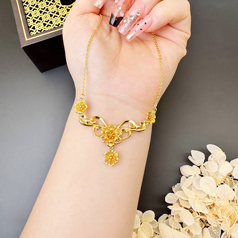 Collar de vid de flores de oro de arena para mujeres verano versátil de alta calidad temperamento ligero joyería de lujo nuevos productos transfronterizos al por mayor