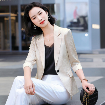 Fried Street Suit Girl 2021 Spring and summer new pattern Self cultivation Retro Western style Self cultivation white fashion Show thin lady Blazer