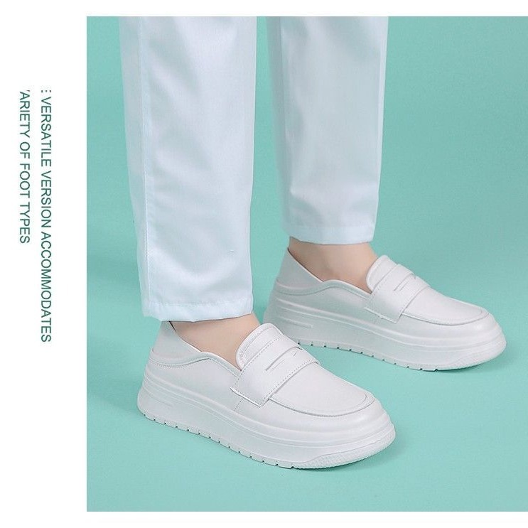 Zapatos de enfermería blancos rojos en línea, suela suave transpirable, antiodor y antideslizante, verano 2024 nuevos zapatos de trabajo médicos de moda