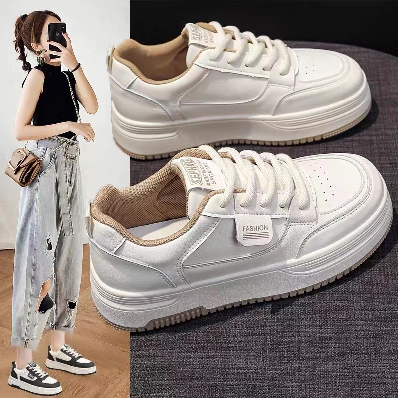 Zapatos blancos para mujer 2025 primavera nuevo estilo coreano versátiles zapatillas de suela gruesa que aumentan la altura zapatos casuales zapatos deportivos para mujer.