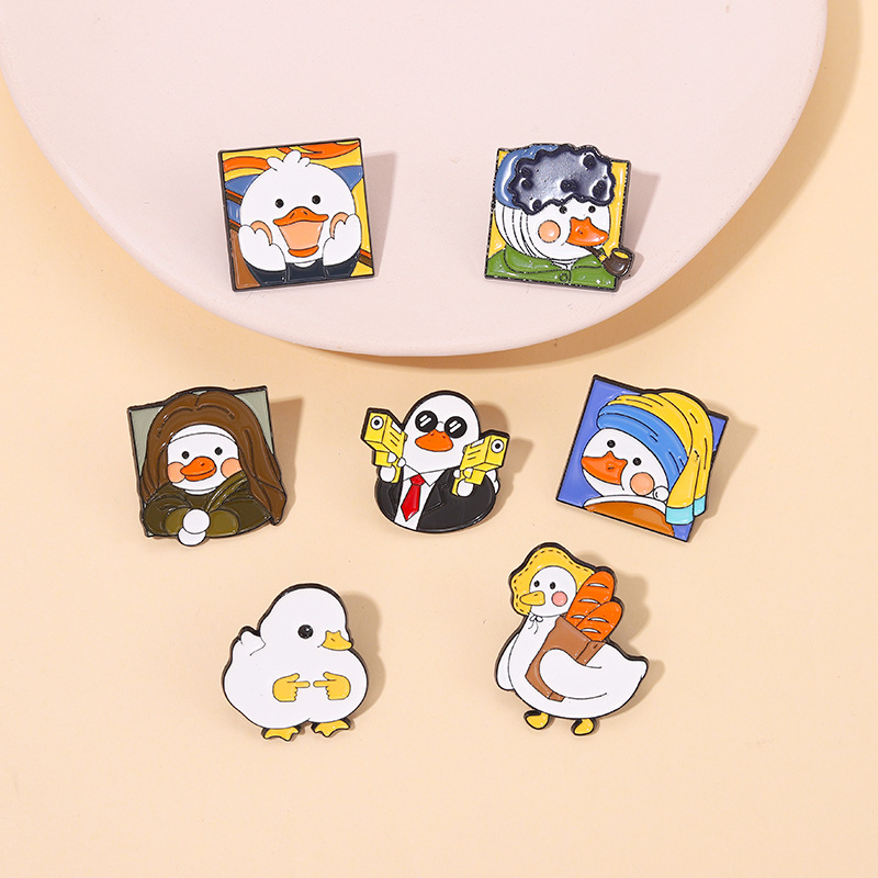 Brooches Classification Cute Pin Duck Alloy Stoving Varnish Unisex Brooches