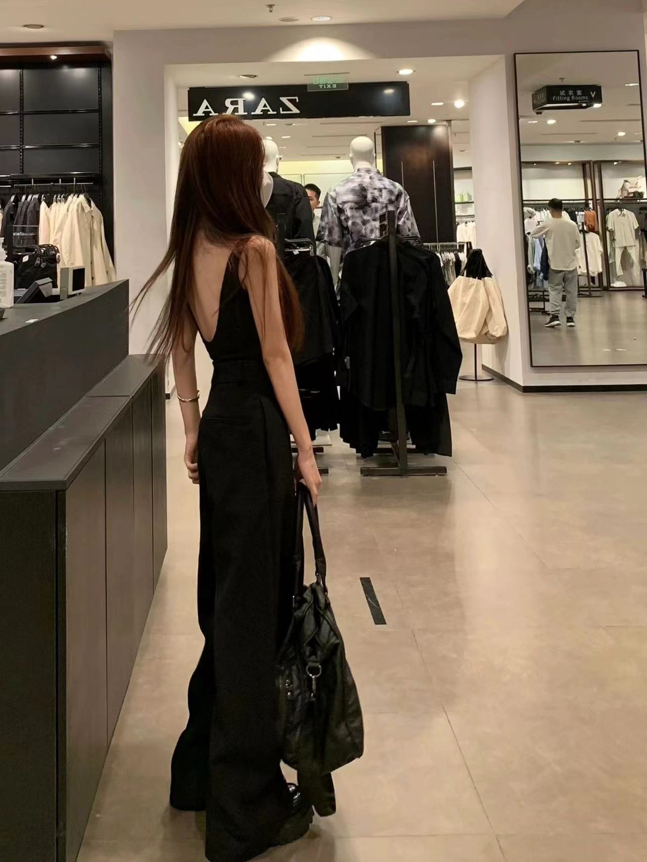 낮은 칼라 섹시한 큰 U 자형 등이없는 작은 캐미솔 여성의 뷰티 백 브라 통합 베이스 가슴 패드 내부 탑