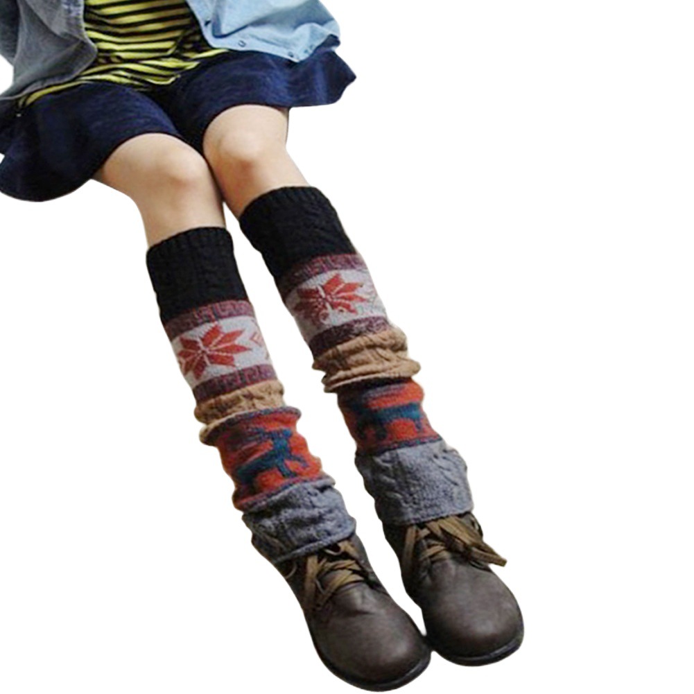 Otoño e invierno Twist copo de nieve ciervos calcetines de punto rótula lana pila calcetines polainas calientes pie cubierta botas para mujeres