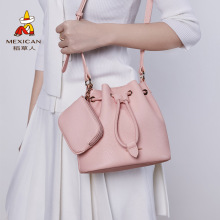 ������ˮͰ����Ů�߼��Еr���OӋ�μ�б�����Ůʿ���s�ٴ�ͨ�ڰ�