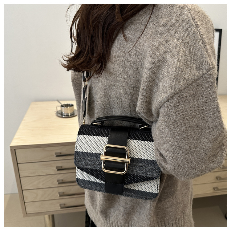 337g Weight Polyester Lining Material Sewing Thread Fashion Element Magnetic Buckle, Flip Cover Closure Type Top Handle, Sling Strap Strap Type Crossbody Bag Bags Type Casual, Daily, Shopping Occasion Pu Leather Material Stripe Pattern All Seasons Season Women's Gender Classic Style Style Square Shape Women's Pu Leather Stripe Classic Style Sewing Thread Square Magnetic Buckle Flip Cover Crossbody Bag 11
