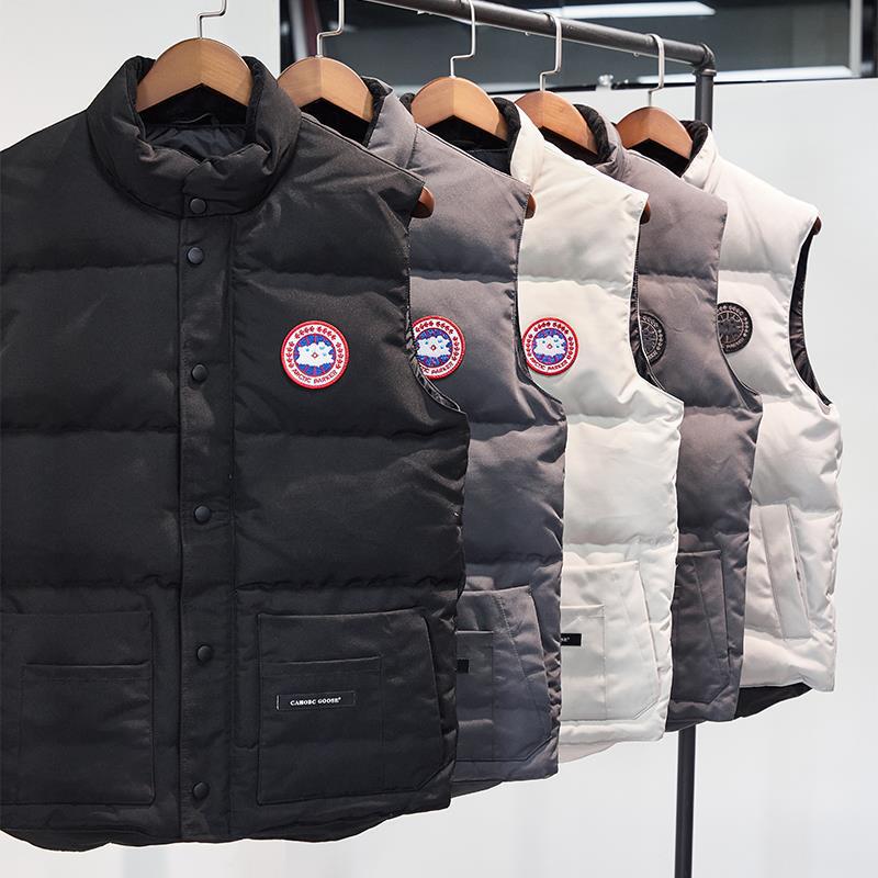 Big Goose Vest Men's Winter Warm Anti-Slip Waterproof down Jacket Thickened Casual Sports Vest New Sleeveless Big Goose Vest Men's Winter Warm Anti-Slip Waterproof down Jacket Thickened Casual Sports Vest New Sleeveless