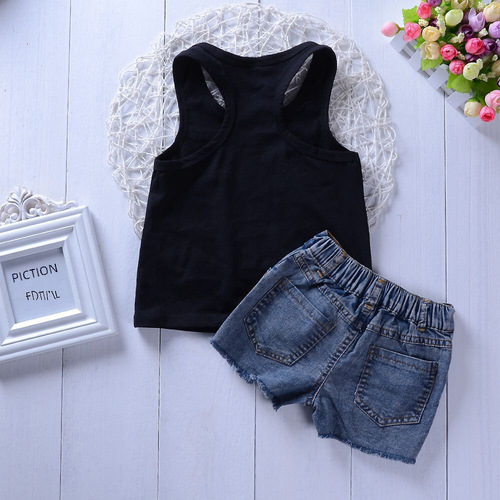 Summer new style European and American export foreign trade children's sleeveless letter small daisy print vest denim shorts two-piece set