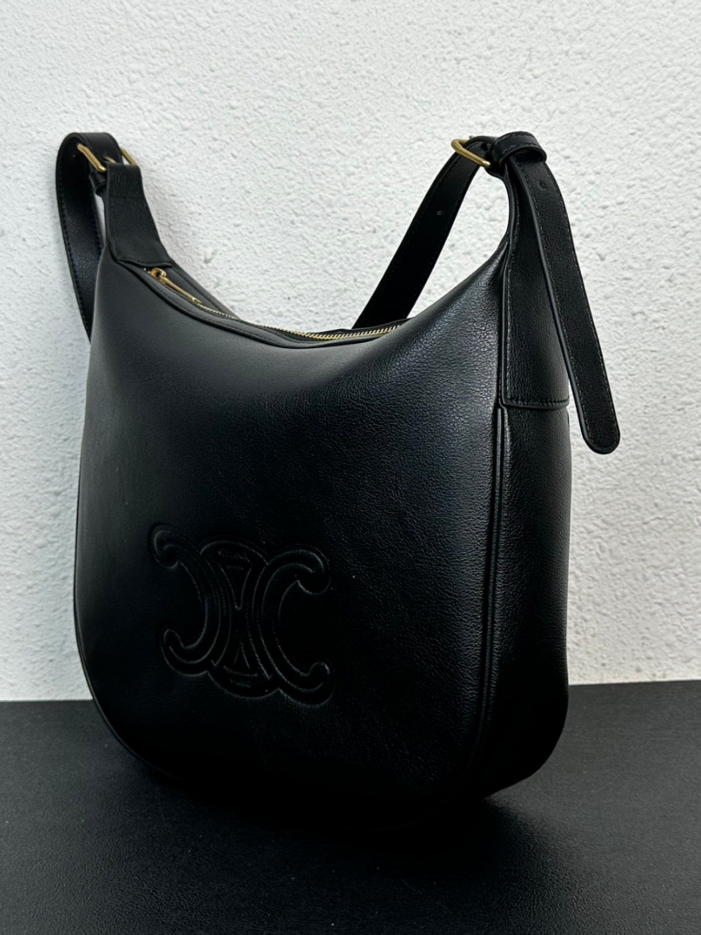 2025 New Soft Leather HOBO Underarm Bag for Women, Monogram Shoulder Bag, Fashion Versatile Simple Large Capacity Commuter Bag - Thumbnail 6