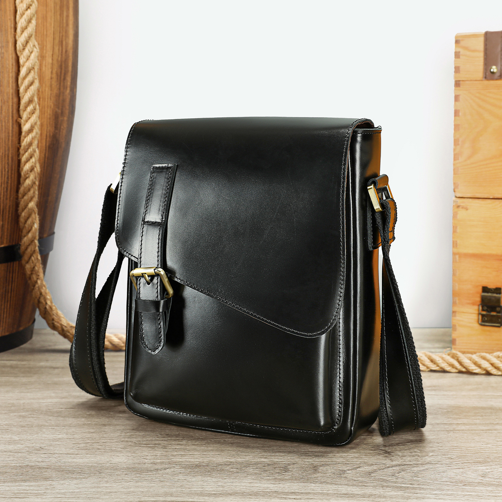 Ventas transfronterizas calientes de cuero para hombres mochila deportiva al aire libre mochila texturizada retro colección de bolsos de hombro