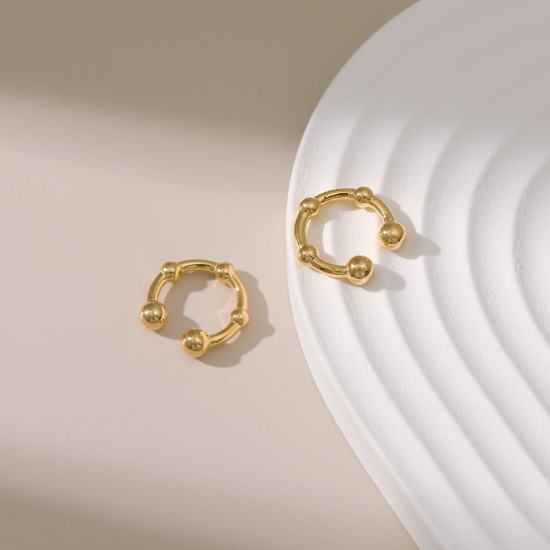 Holiday, Daily Occasion 1 Pair Simple Style Commute Geometric Copper Ear Cuffs
