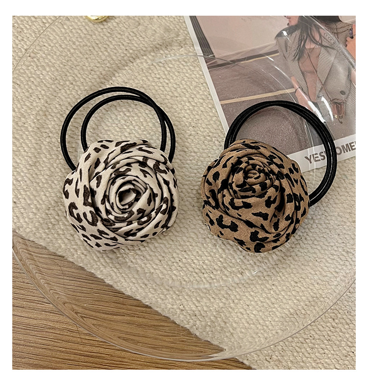 20g Weight Hair Tie Hair Accessories Type 1 Piece Quantity Holiday, Daily Occasion Cloth Material Leopard Pattern All Seasons Season Women's Gender Streetwear Style Streetwear Women's Leopard Cloth Hair Tie 4