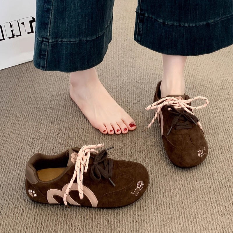 Women's German Training Shoes 2026 Spring New Style Ugly-Cute Retro Versatile Casual Comfortable White Sneakers Women's German Training Shoes 2026 Spring New Style Ugly-Cute Retro Versatile Casual Comfortable White Sneakers