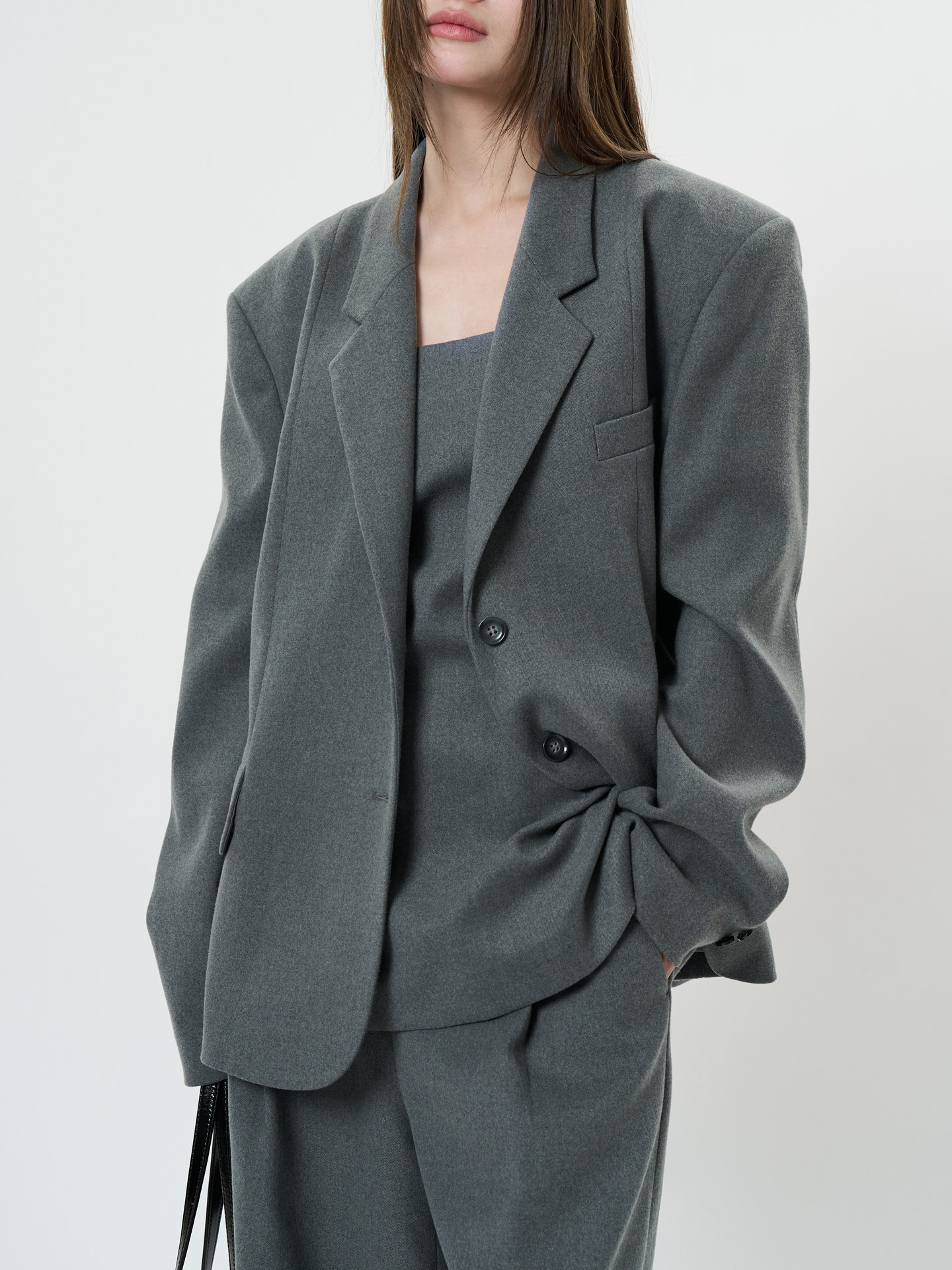 Women's Oversized Wide Shoulder Blazer For Casual Smart Styling_voghion.com