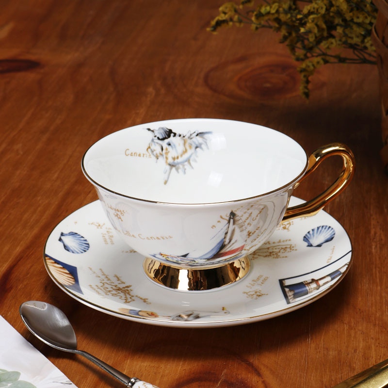 Tazas de café europeas y platos, set de té de la tarde, cerámica exquisita de alta calidad con cucharas de flores, set de tazas de té, caja de regalo