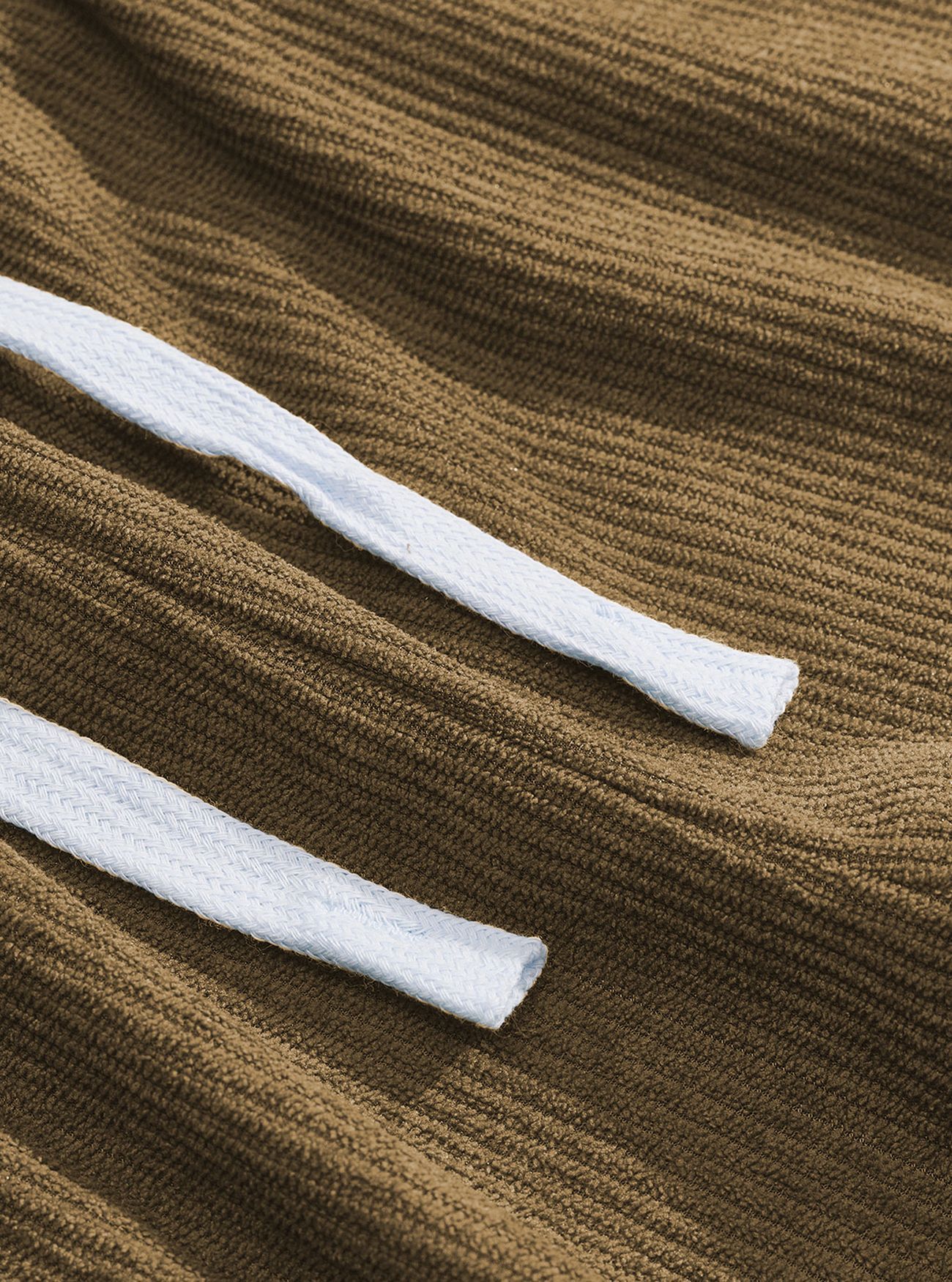 Monochrome Herren-Sommer-Arbeitshose im amerikanischen Retro-Stil, lässige Sporthose, lockere, gerade Cordhose mit weitem Bein_voghion.com