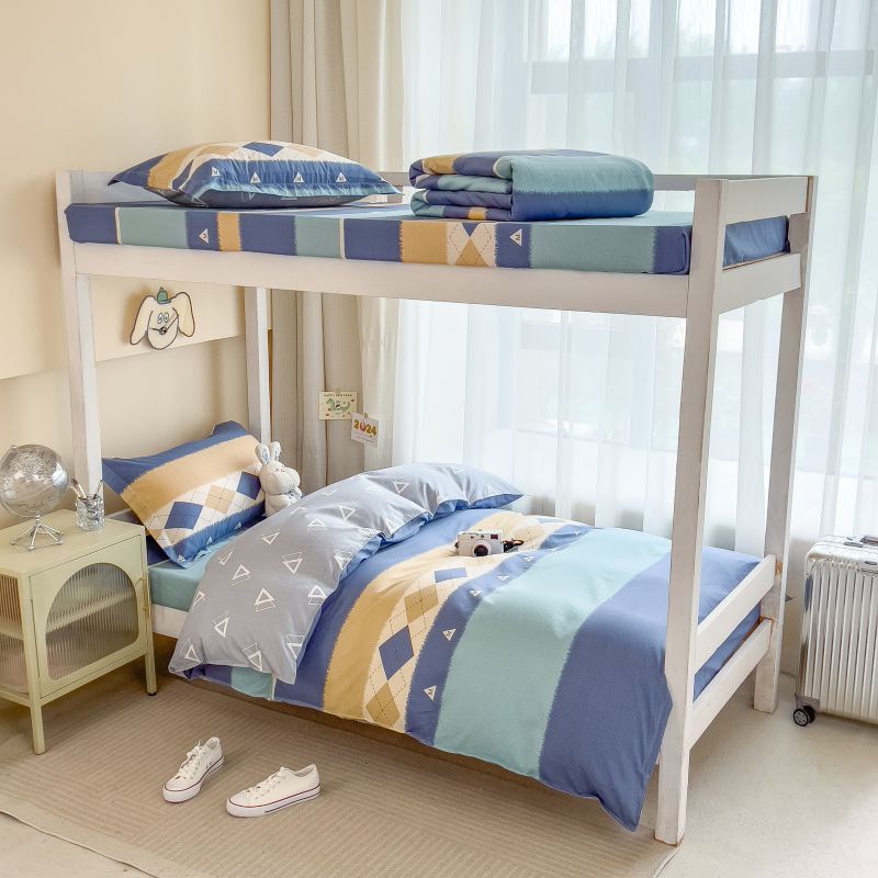 Dormitorio de estudiantes traje de tres piezas de algodón puro 2025 nueva ropa de cama sábana funda edredón funda universal para todas las estaciones